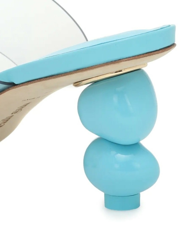 Акцентный каблук в образе невесты: с чем