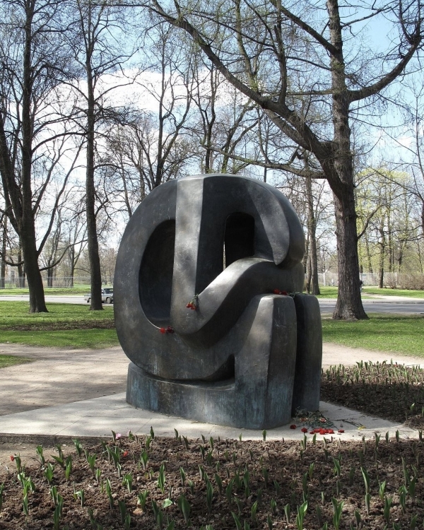 Произведения искусства, вдохновленные антимилитаризмом