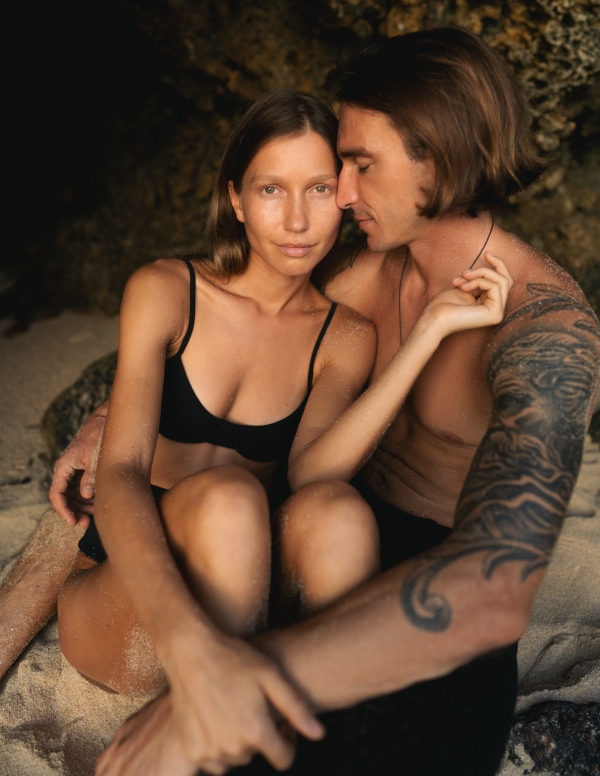 Чувственная лавстори у океана