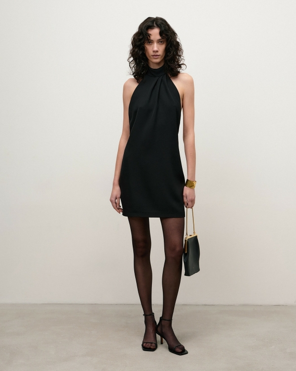 Весенняя свадьба: женские наряды для гостей