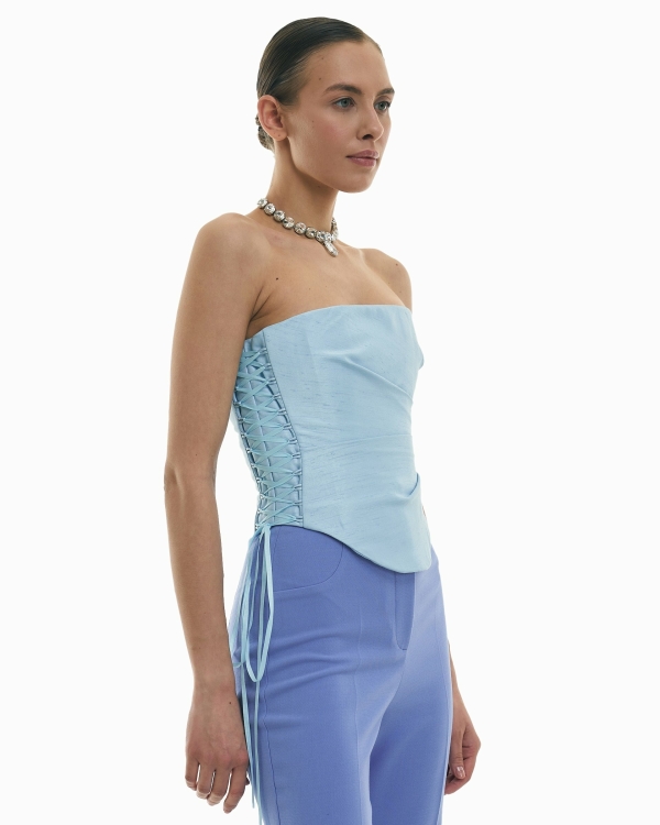 40 идей подарков для нее на День