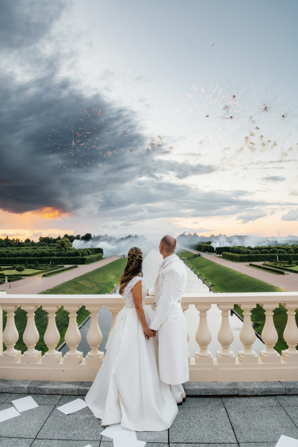 Герои русской классики, полонез и атмосфера съемочной