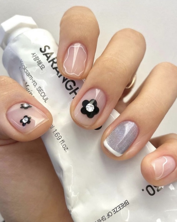 20 цветочных идей маникюра на весну