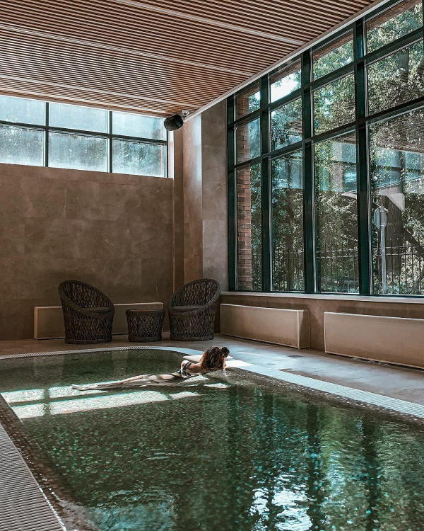 Где провести самую романтичную ночь в День