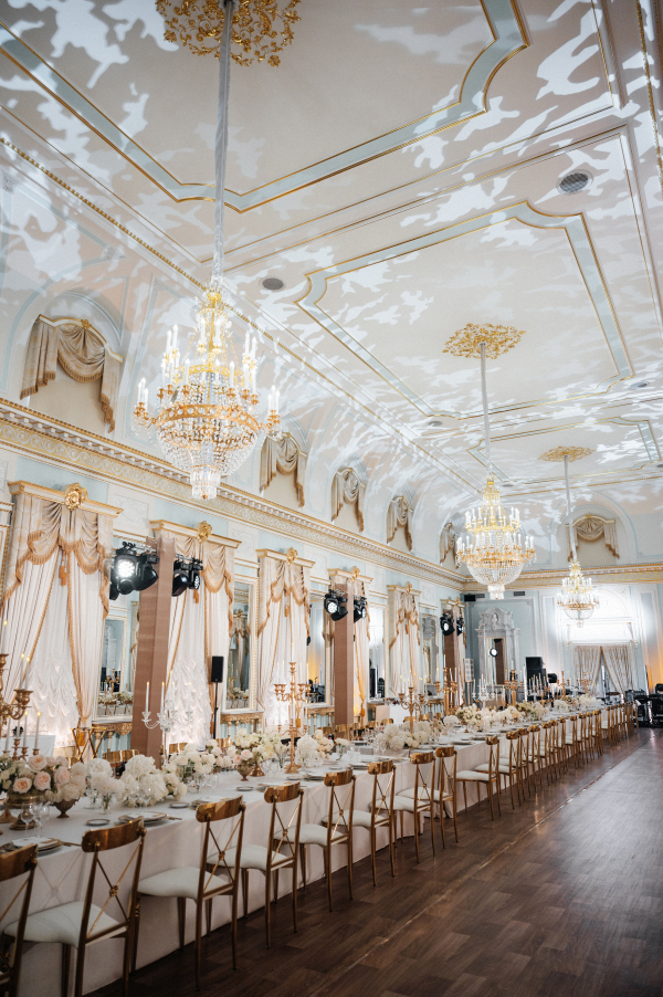 Герои русской классики, полонез и атмосфера съемочной