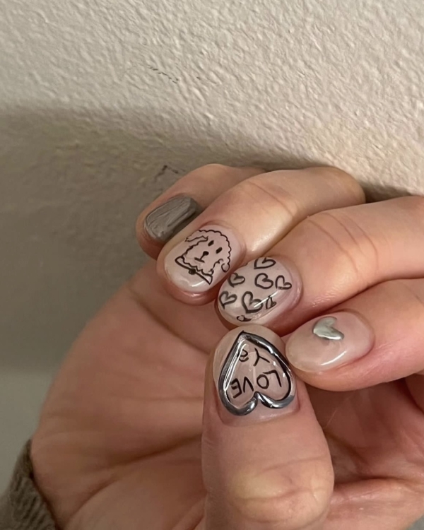 14 идей маникюра ко Дню всех влюбленных