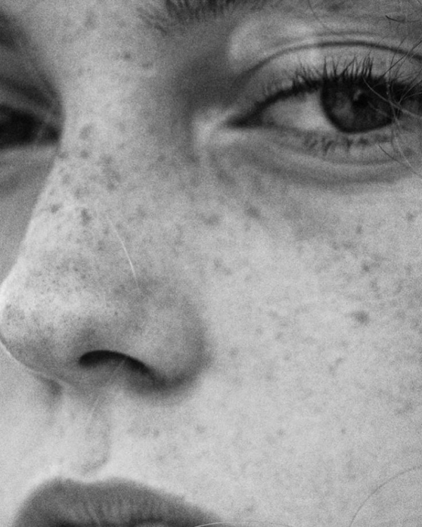 Бьюти-гороскоп на март: когда делать стрижки, окрашивание,