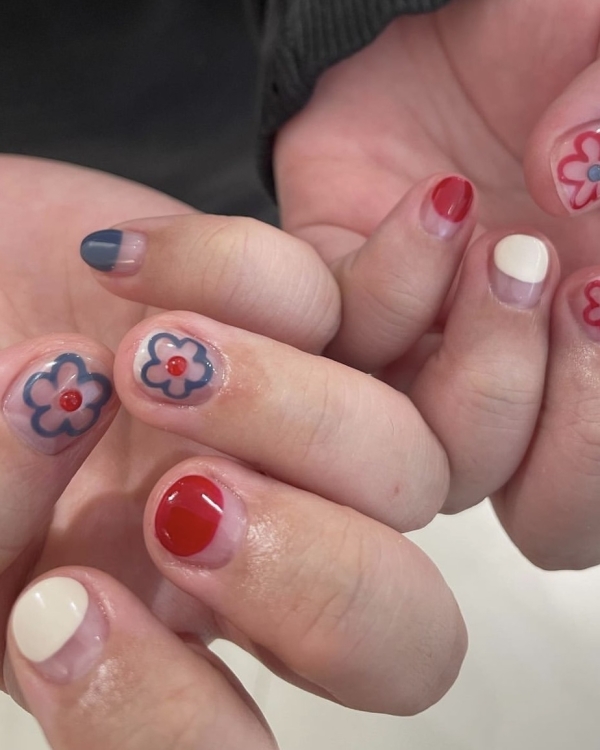 20 цветочных идей маникюра на весну