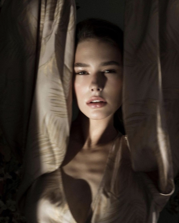 Стилисты Юлия Плотникова