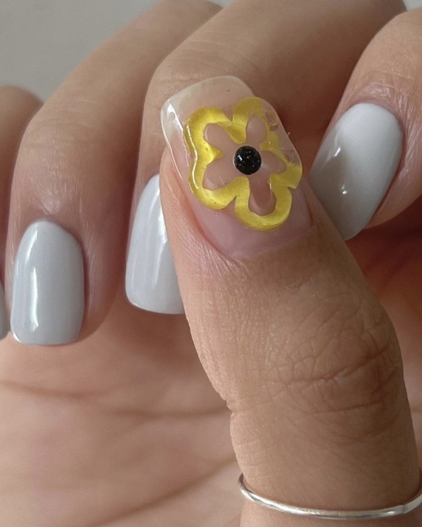 20 цветочных идей маникюра на весну
