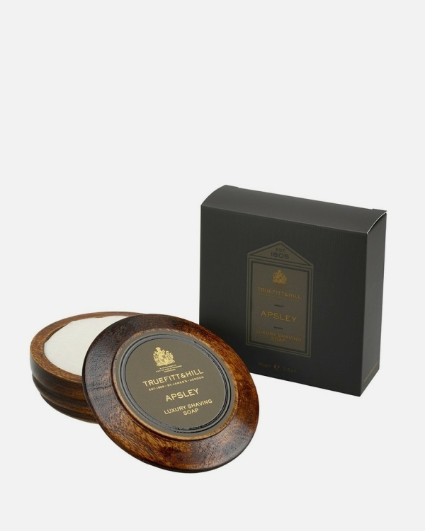 34 идеи подарков для него на День