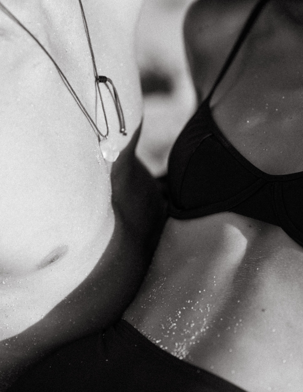 Чувственная лавстори у океана