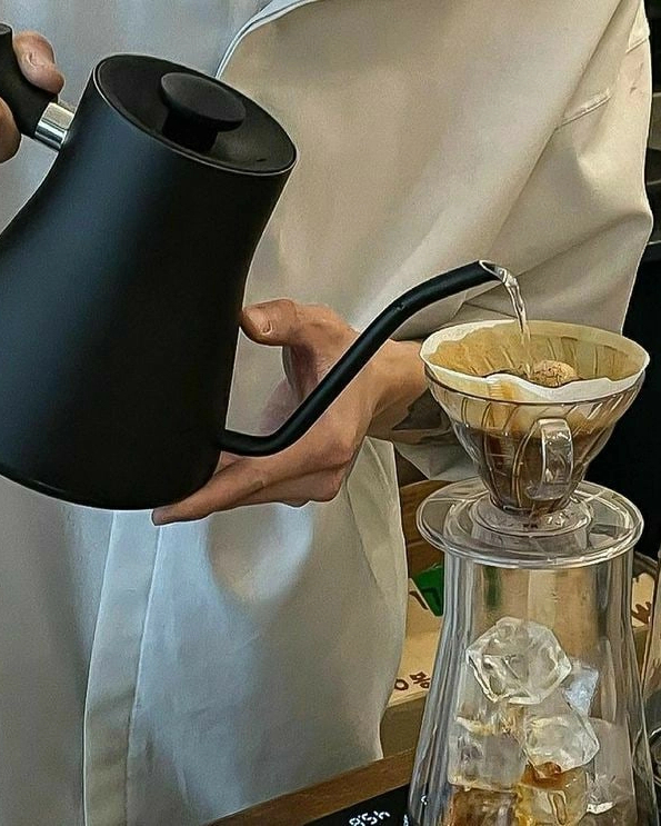 34 идеи подарков для него на День