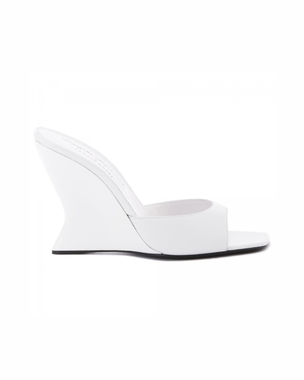 Где купить туфли невесты в Москве?