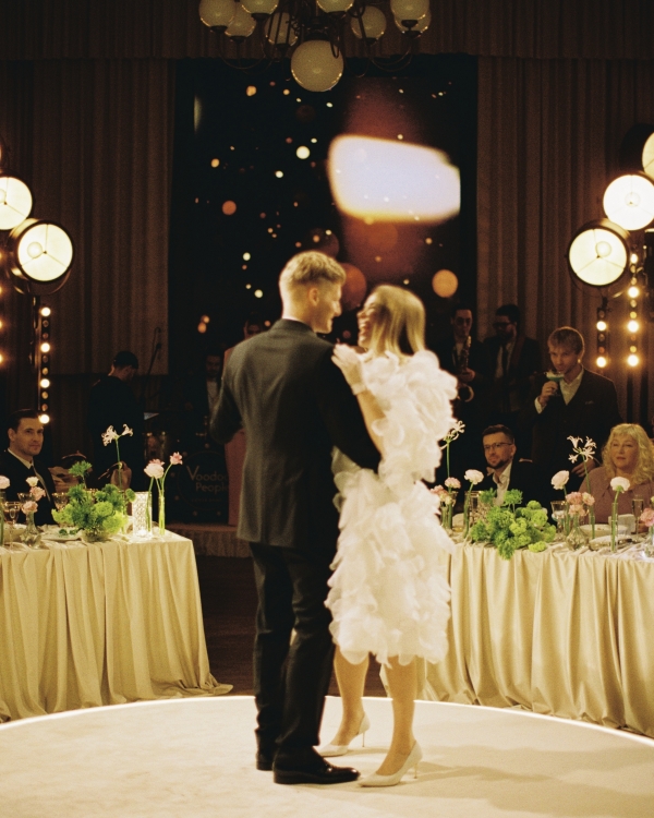 Оммаж кино и атмосфера зимней сказки на