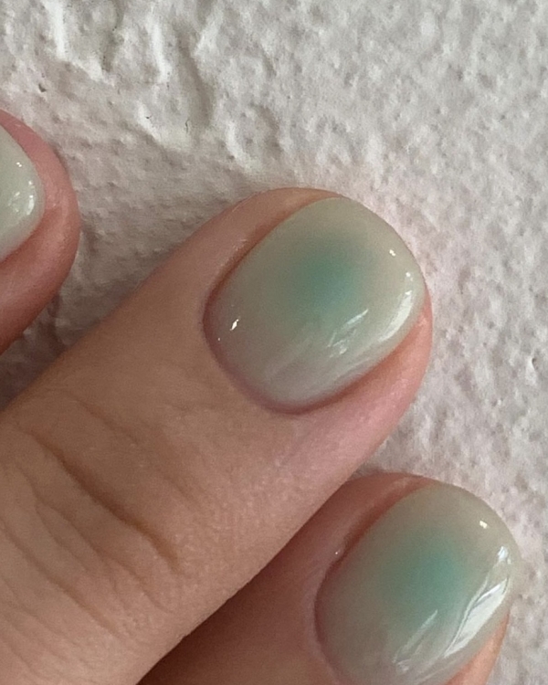 10 трендов весеннего маникюра. Обновляемся к 8