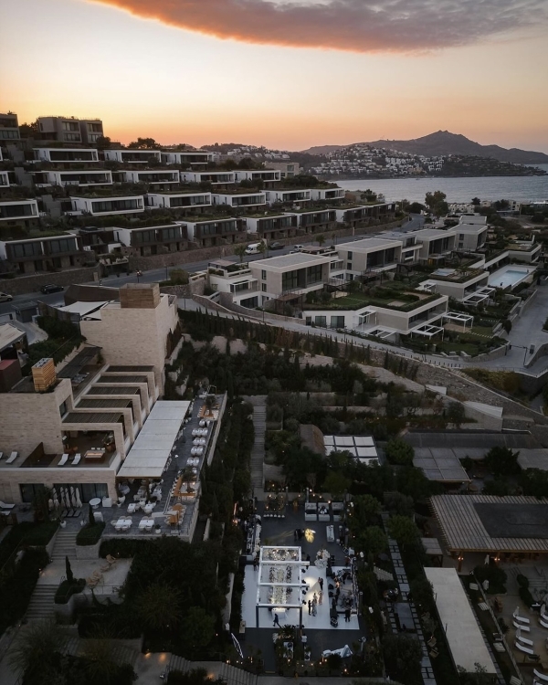 «Свадьбу второй раз не повторишь, поэтому здесь