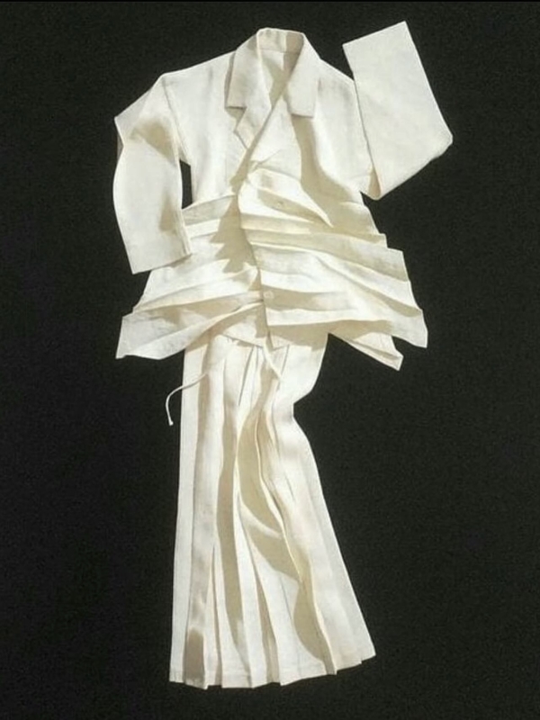 Долой максимализм. Монохром снова в моде