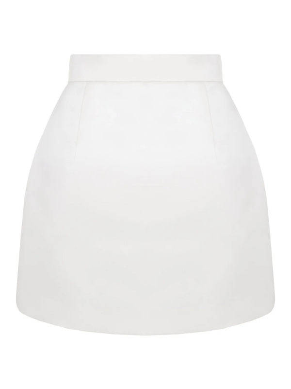 Долой максимализм. Монохром снова в моде