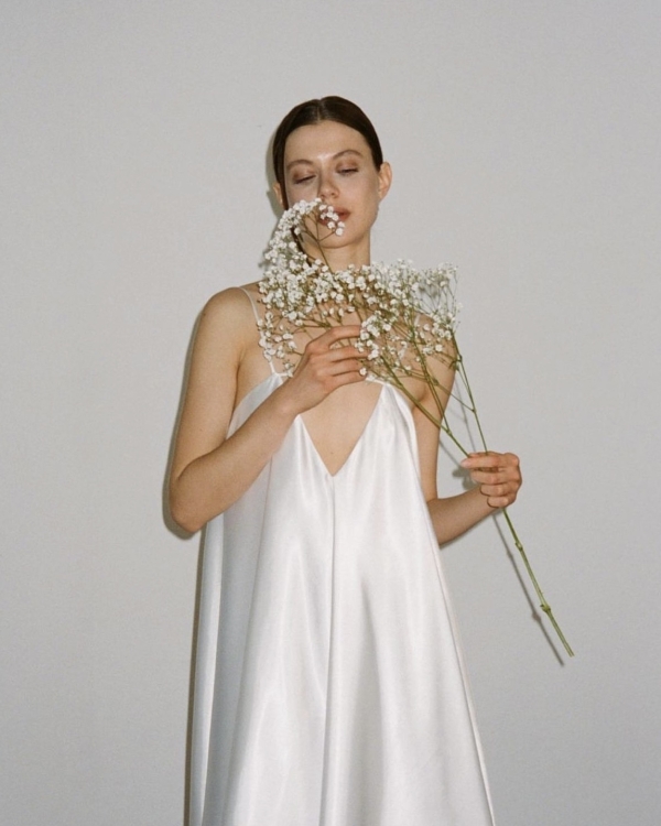 Свадебные платья в духе современного минимализма, которые