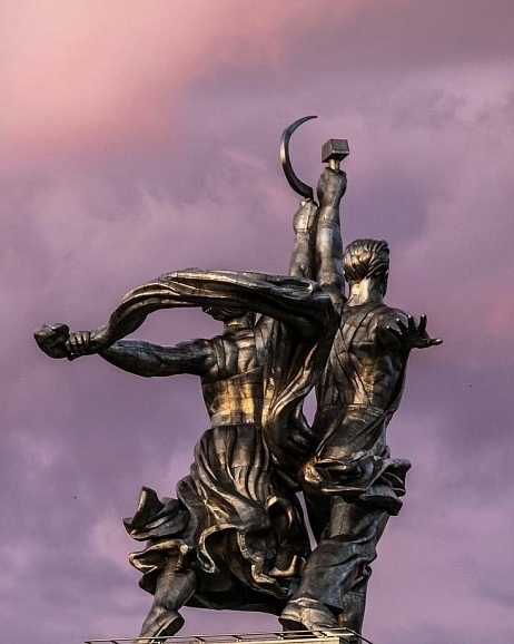 «Дикий ужин» в заснеженном лесу на 23