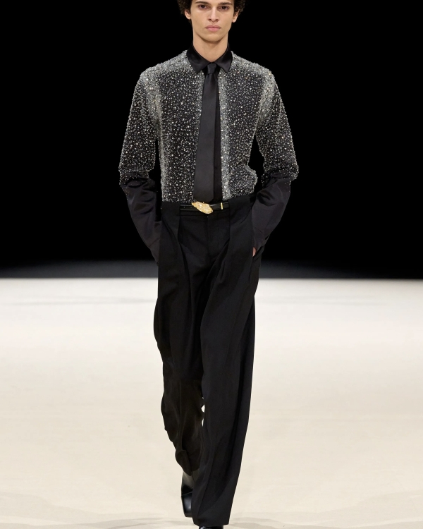 Как выбрать актуальный мужской образ на мероприятие?