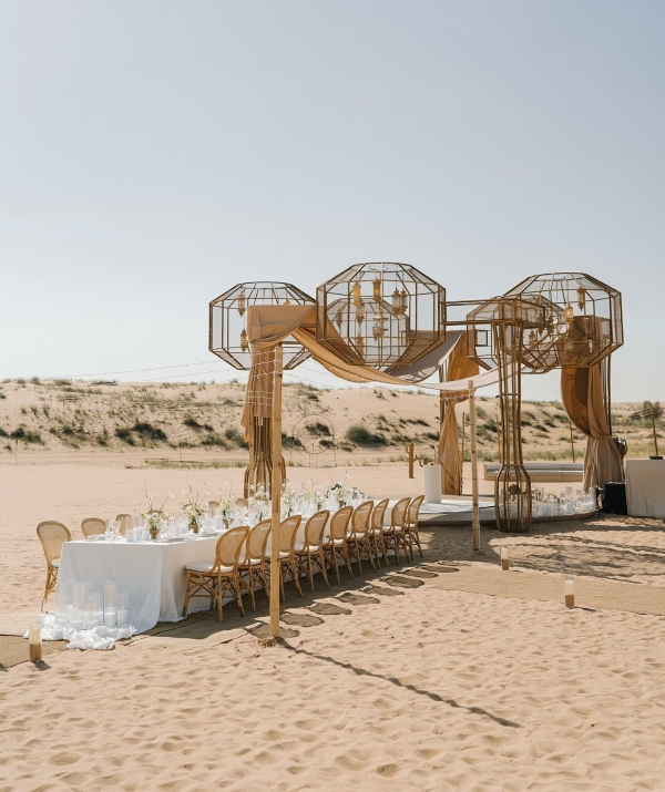 Свадьба среди дюн — не мираж, а реальность.