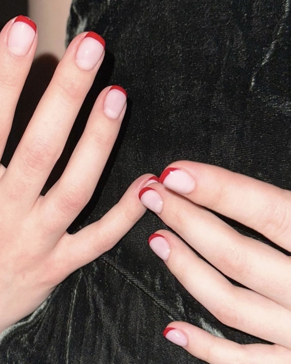 Нарисуй любовь: 20 идей маникюра к 14