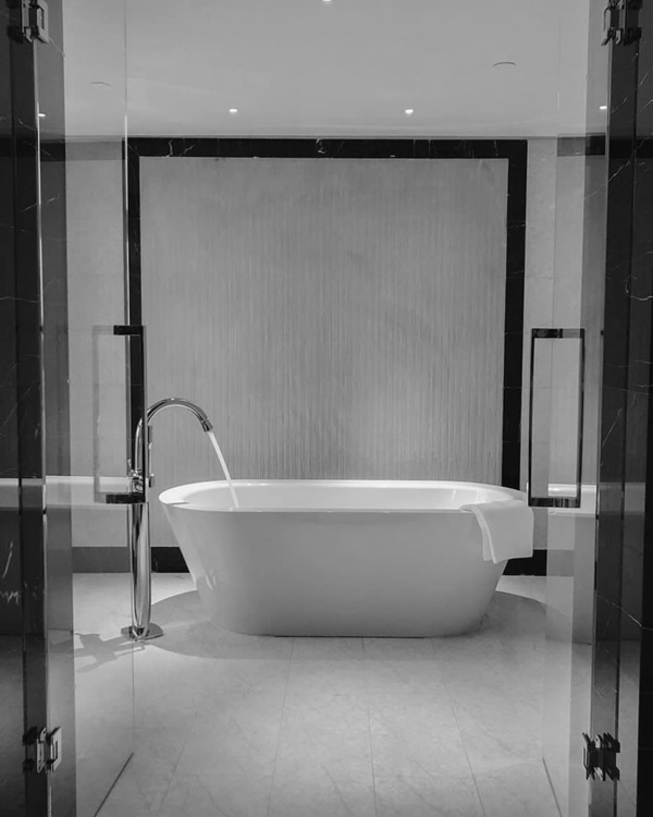 Time to relax: предложения спа-салонов на День