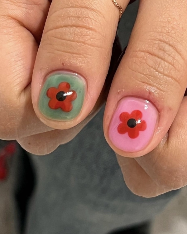 10 трендов весеннего маникюра. Обновляемся к 8