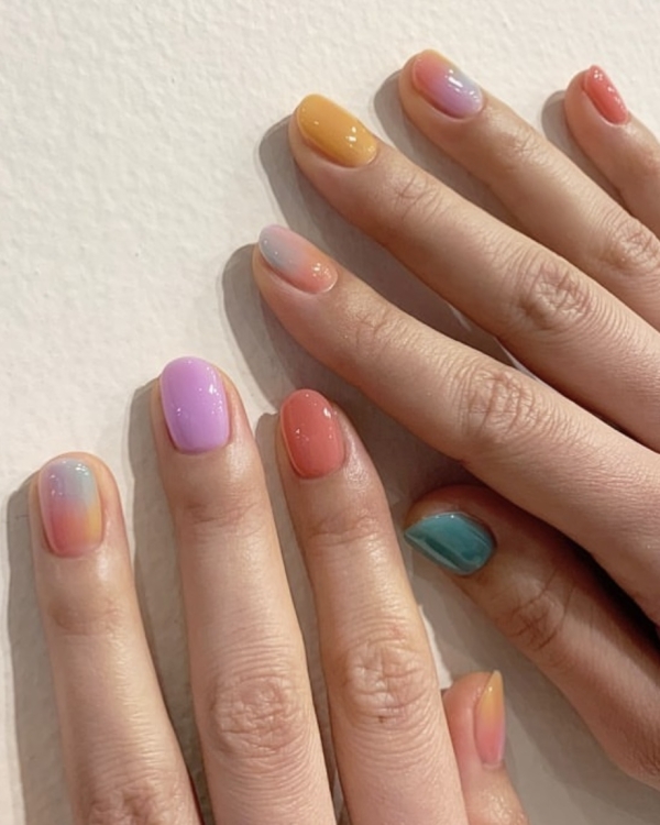 10 трендов весеннего маникюра. Обновляемся к 8