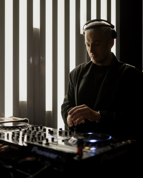 Какого диджея пригласить на свадьбу в 2024?