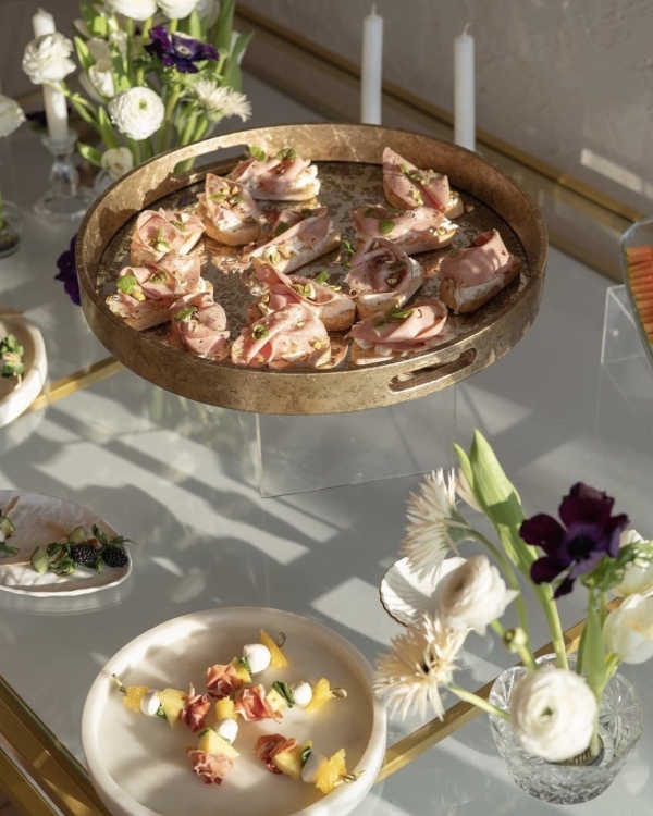 Лучшие кейтеринговые службы Москвы для свадьбы