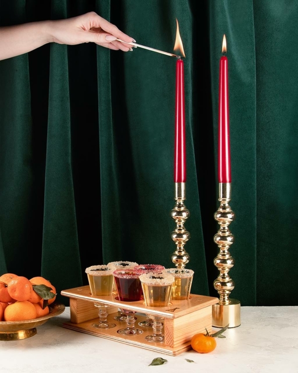 «Дикий ужин» в заснеженном лесу на 23