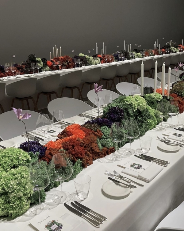 Оформляем свадебный ужин: 7 идей на весну