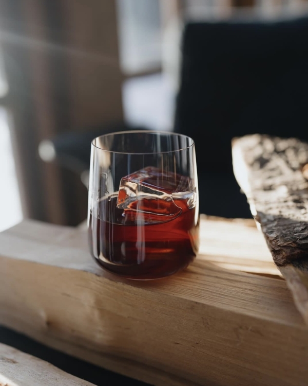 Китайский новый год на «Усачевском», гараж-винтаж в