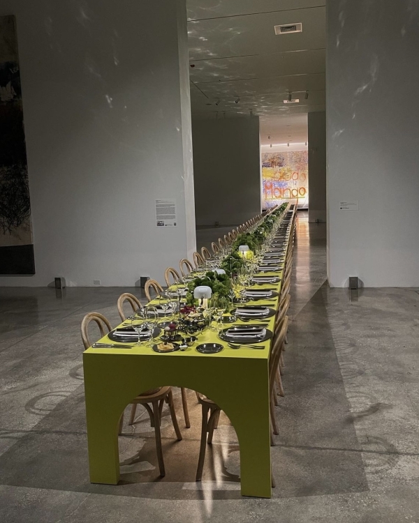 Оформляем свадебный ужин: 7 идей на весну