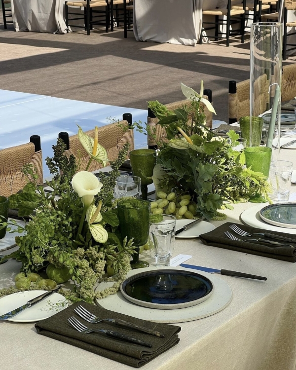 Оформляем свадебный ужин: 7 идей на весну