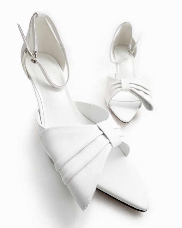 Где купить туфли невесты в Москве?