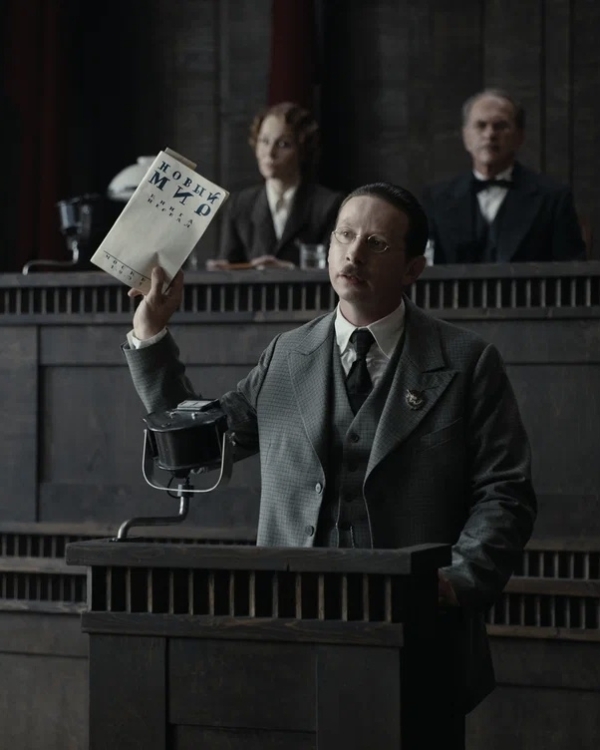 «Руанские соборы» Пушкинского, белоснежные девы в Phantom