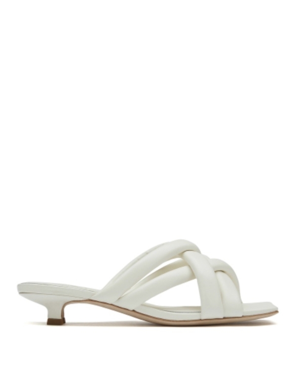 Где купить туфли невесты в Москве?