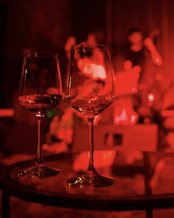 Китайский новый год на «Усачевском», гараж-винтаж в