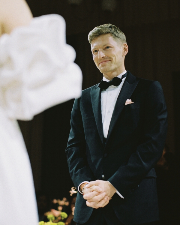 Оммаж кино и атмосфера зимней сказки на