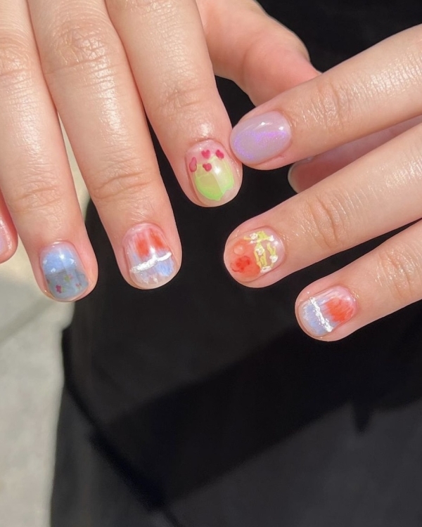 10 трендов весеннего маникюра. Обновляемся к 8