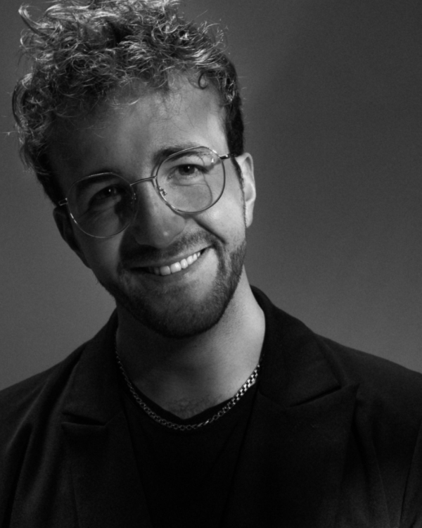 Свой среди своих. Как аудитория ведущих расскажет