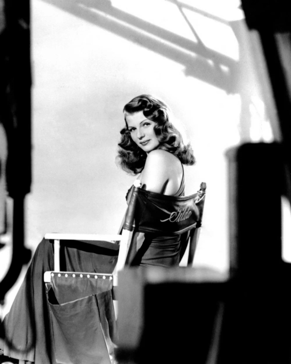 Баба с лимончелло в Piu Piu, поэтика