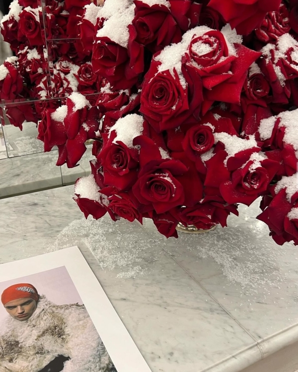 5 креативных студий, которые делают сет-дизайн ужинов