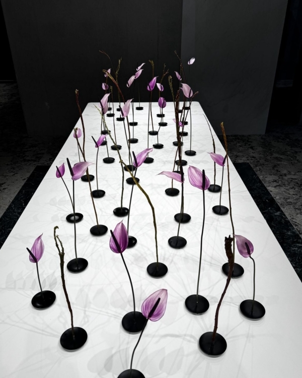 5 креативных студий, которые делают сет-дизайн ужинов