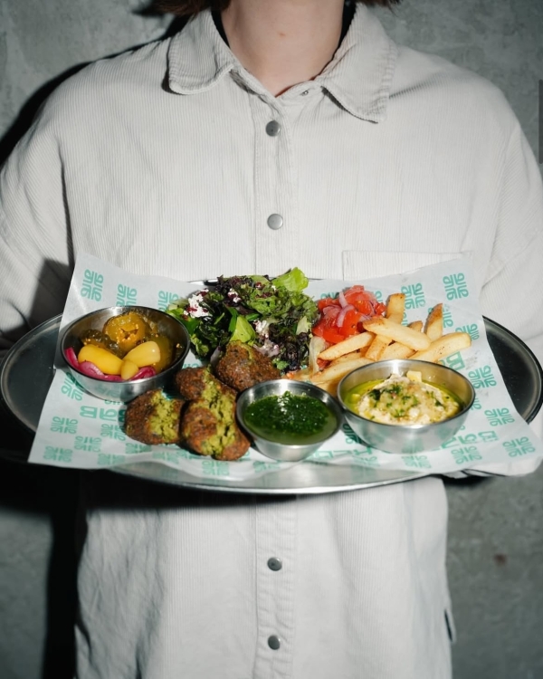 Баба с лимончелло в Piu Piu, поэтика