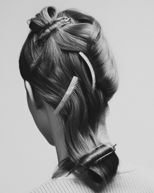 Свадебные прически на длинные волосы в 2025